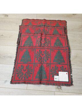 4 Park B. Smith 100% Cotton Hand Woven Christmas Trees Red Green Placemats